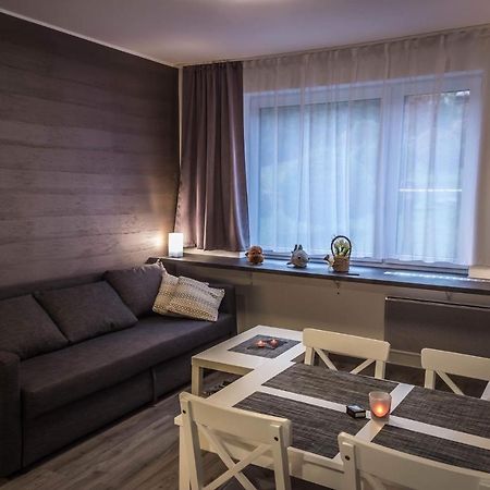 Apartman Roky 6 โรกีนีซ นัด ยีเซอโร ภายนอก รูปภาพ